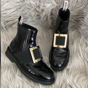 💯AUTH $1325 Roger Vivier Chelsea ‘Viv’ Ankle Boot
